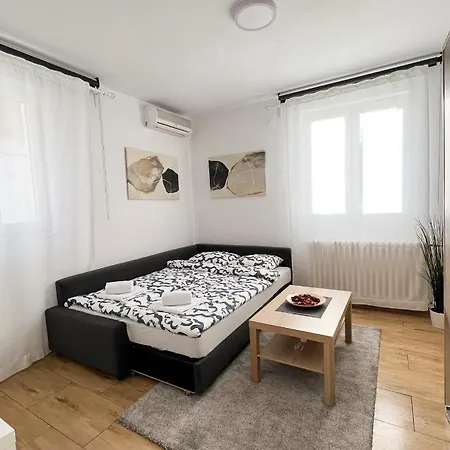 Apartment Strict Center With Large Terrace Belgrade