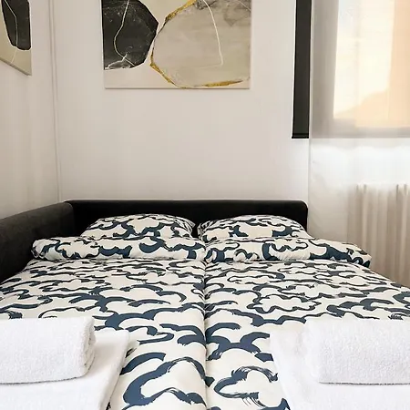 Strict Center With Large Terrace Apartment
